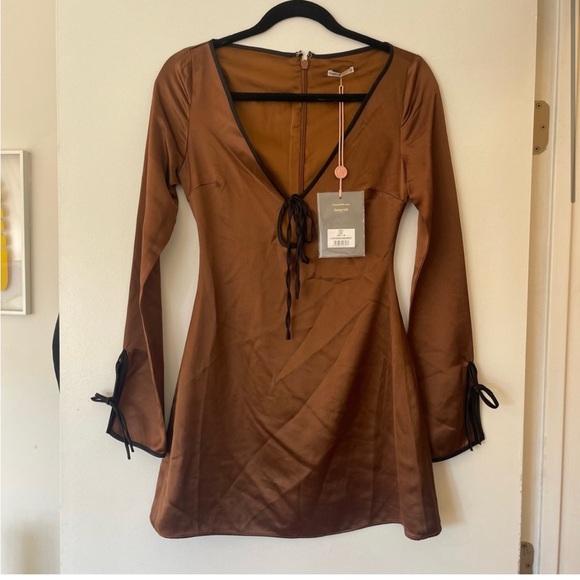 NWT House of CB Sakina Dress in Coffee - Picture 3 of 8